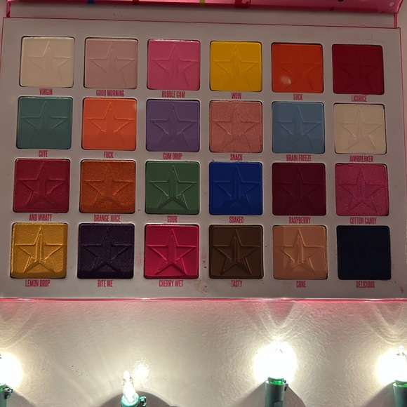Eye Shadow Pallet Bundle, NEW. - Picture 7 of 8
